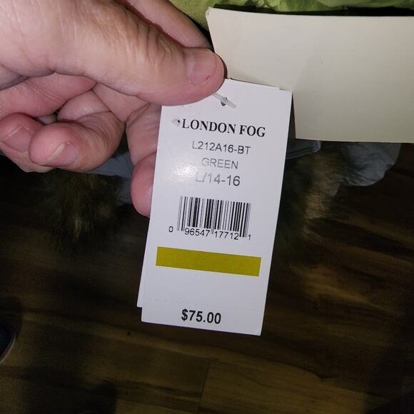 LONDON FOG NWT WOMENS HOODED PARKA COAT JACKET. size 14/16 . - Picture 9 of 9